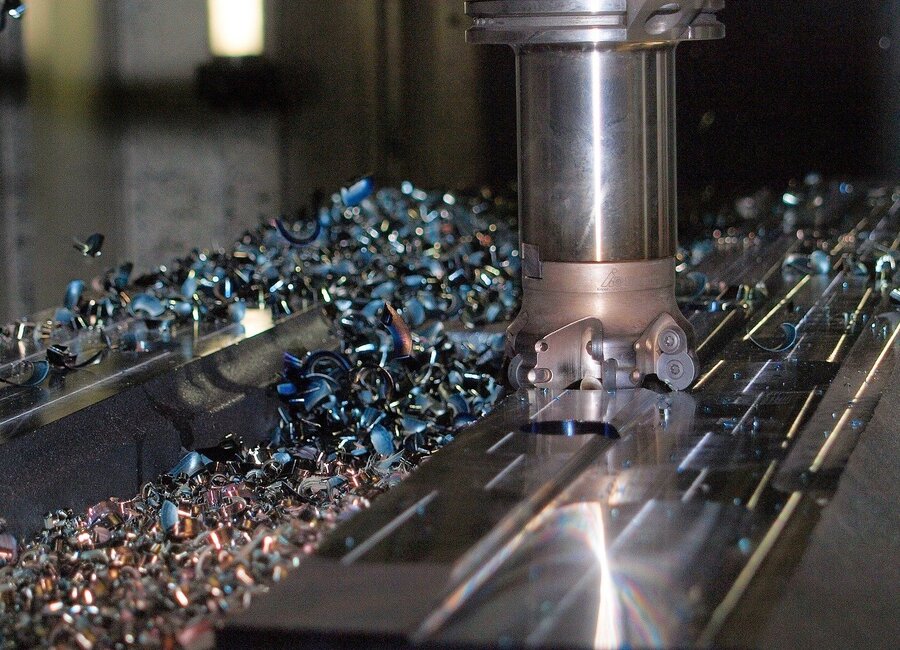 Fräsbearbeitung eines Metallbauteils